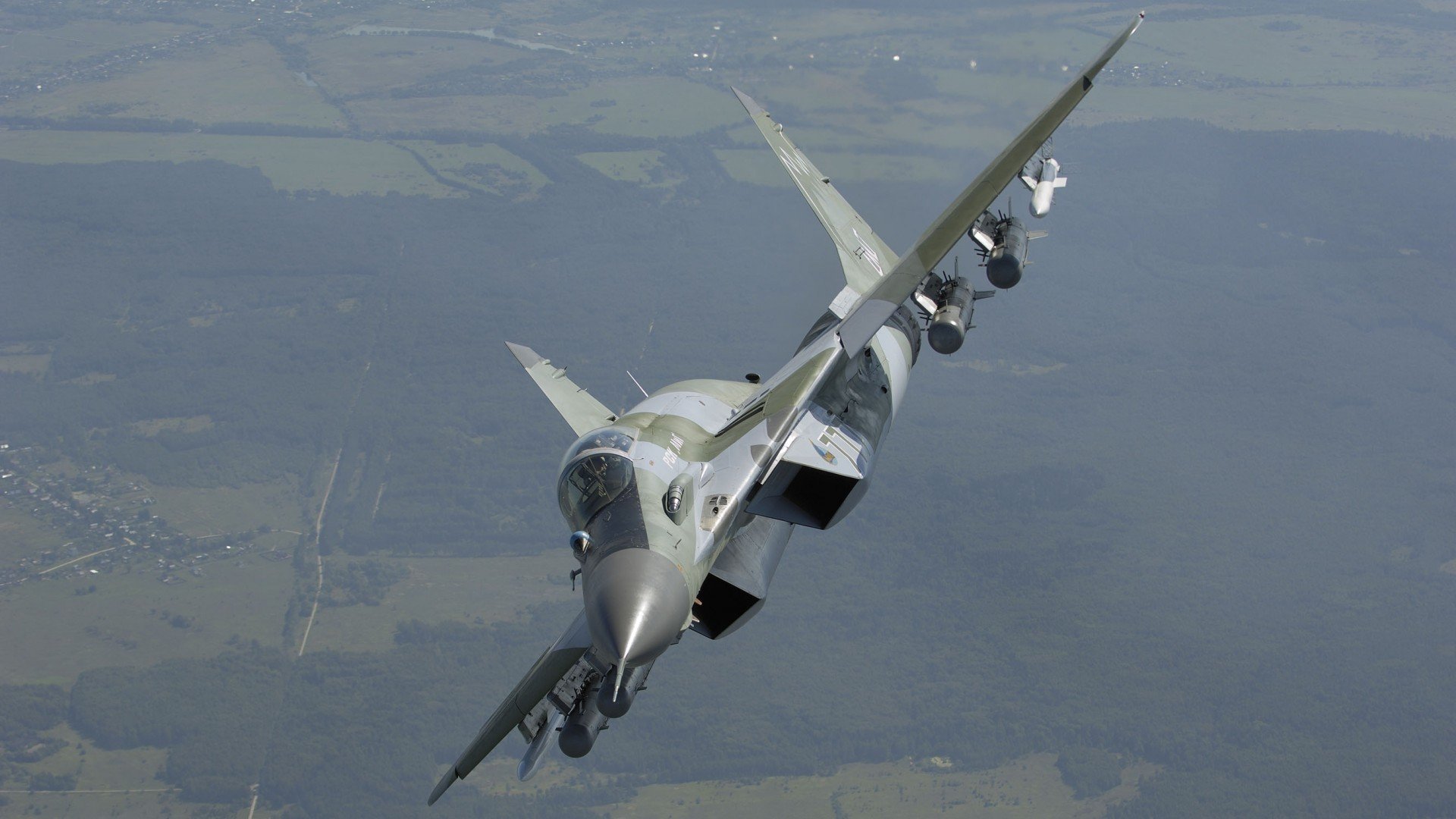 德甲攻防闪耀:力量与智慧交融!,德甲战术